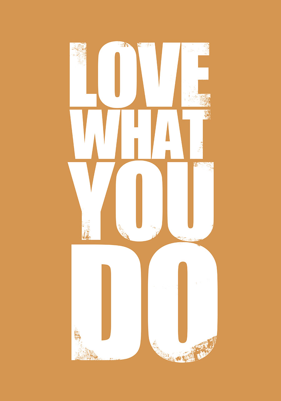 英文字母装饰画: love what you do　E