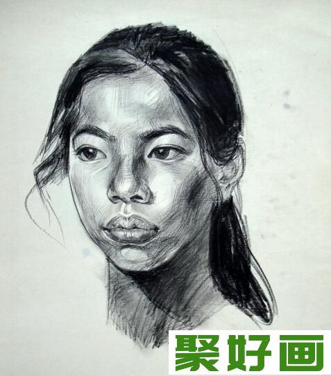 李青稞女性人物头像素描