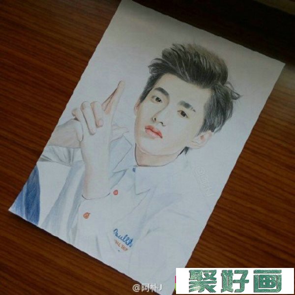 明星吴亦凡彩铅画图片 吴亦凡彩铅手绘教程 吴亦凡彩铅怎么画 画法_www.youyix.com