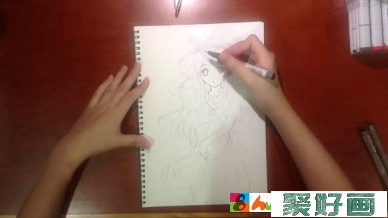 【视频】戴帽子穿绿色长裙的动漫美少女彩铅手绘视频教程_www.youyix.com