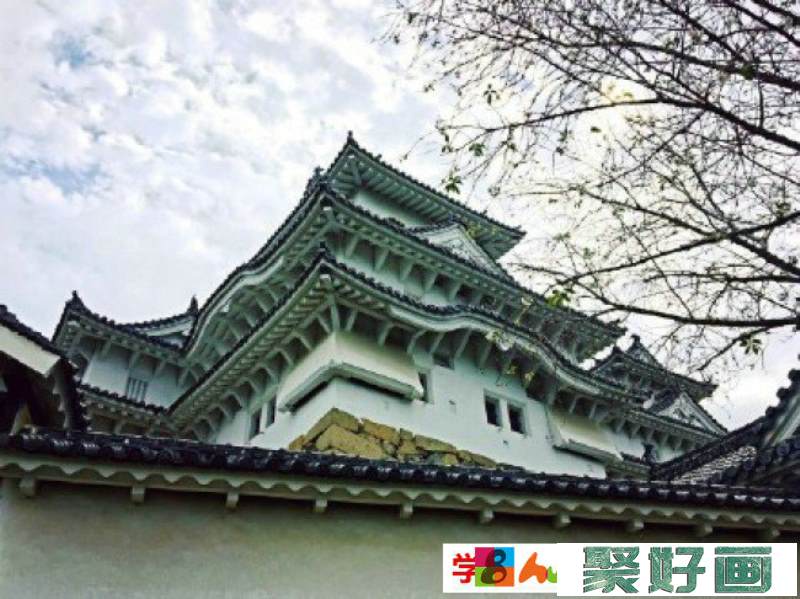 日本古城堡姬路城建筑水彩画手绘教程图片 日本知名建筑风景水彩画画法_www.youyix.com