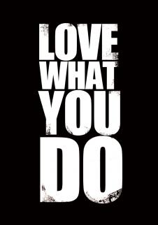 英文字母装饰画: love what you do  B